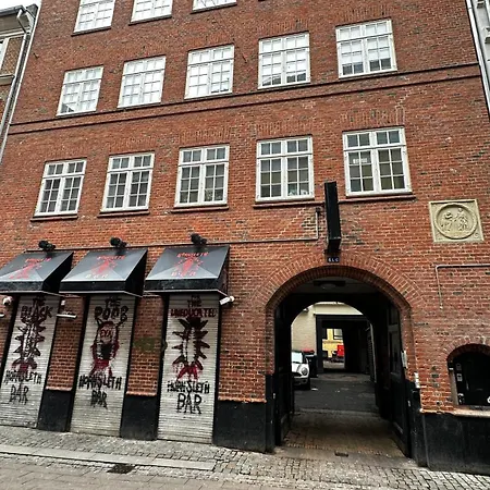 Lovstraede From 1 To 6 - Carolinas Copenhagen