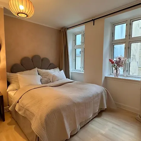 Apartment Lovstraede From 1 To 6 - Carolinas