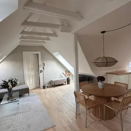 Lovstraede From 1 To 6 - Carolinas Apartment *