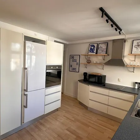 Apartment Lovstraede From 1 To 6 - Carolinas *