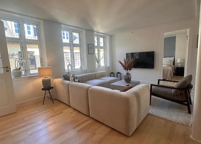 Management Lov Апартаменты Копенгаген