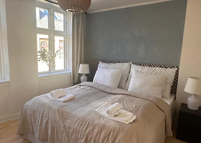 Management Lov * Копенгаген