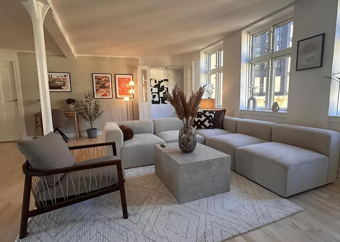 Management Lov Апартаменты Копенгаген